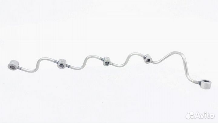 Трубка топливная правая Toyota Land Cruiser 200