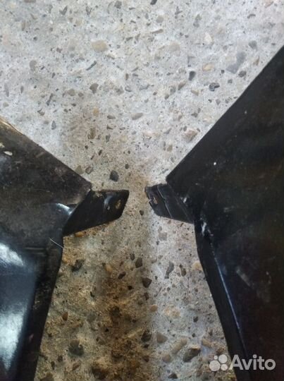 Боковой пластик Derbi GPR 125 (Дерби)