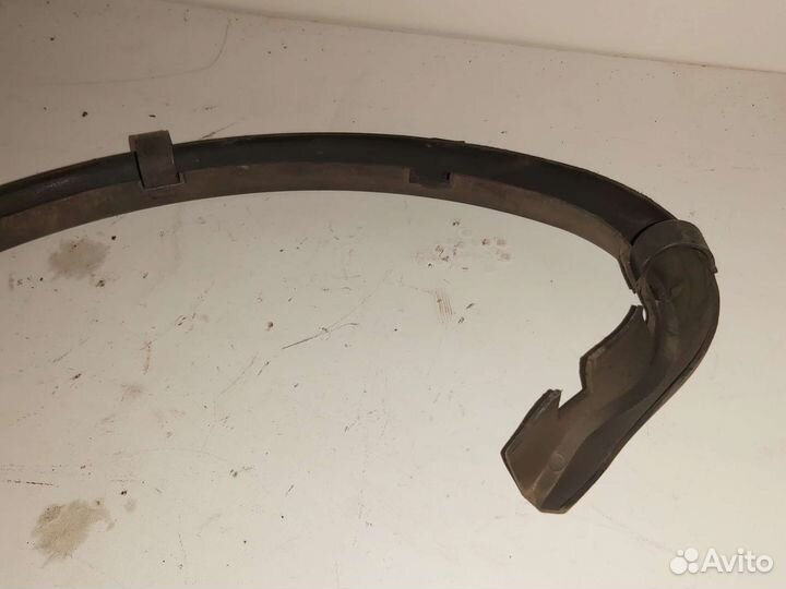 Накладка петли багажника левая Peugeot 406