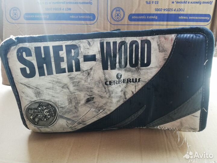 Хоккейная вратарская форма