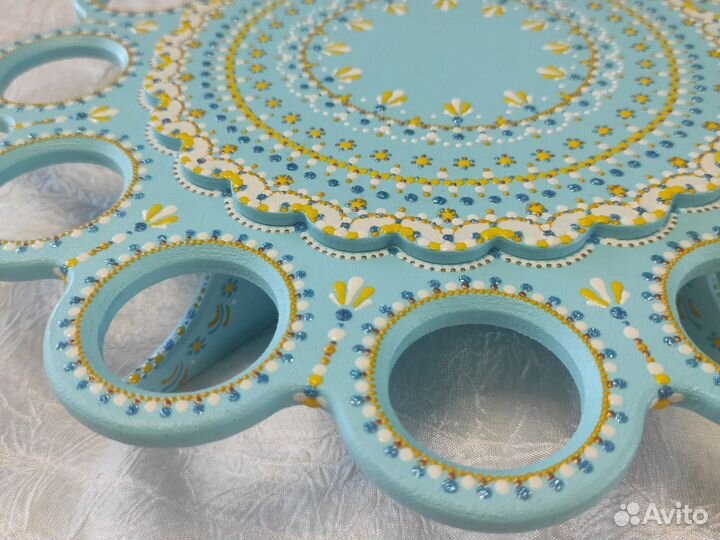 Пасхальная подставка для яиц и кулича