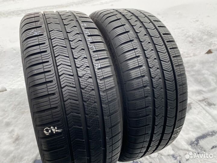 Vredestein QuaTrac 5 215/45 R17 Q