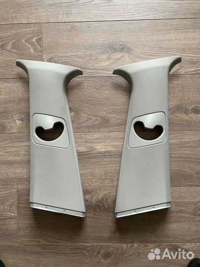 Обшивка средней стойки пара BMW X5 E70