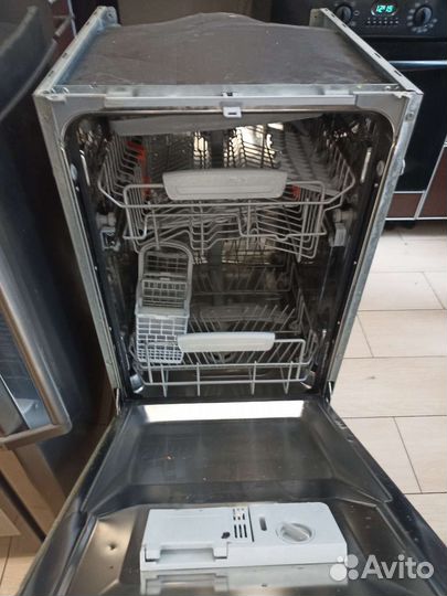 Посудомоечная машина Hotpoint Ariston