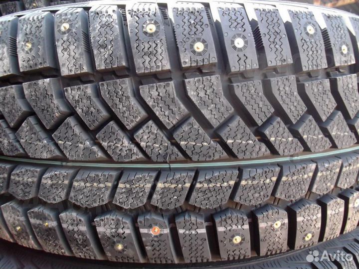 Viatti Brina Nordico V-522 205/65 R16 95T