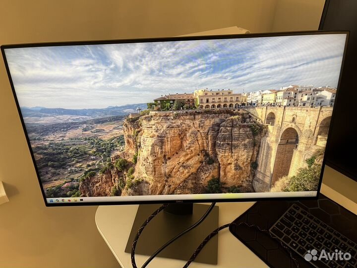 Dell 24 U2419H / IPS / FHD