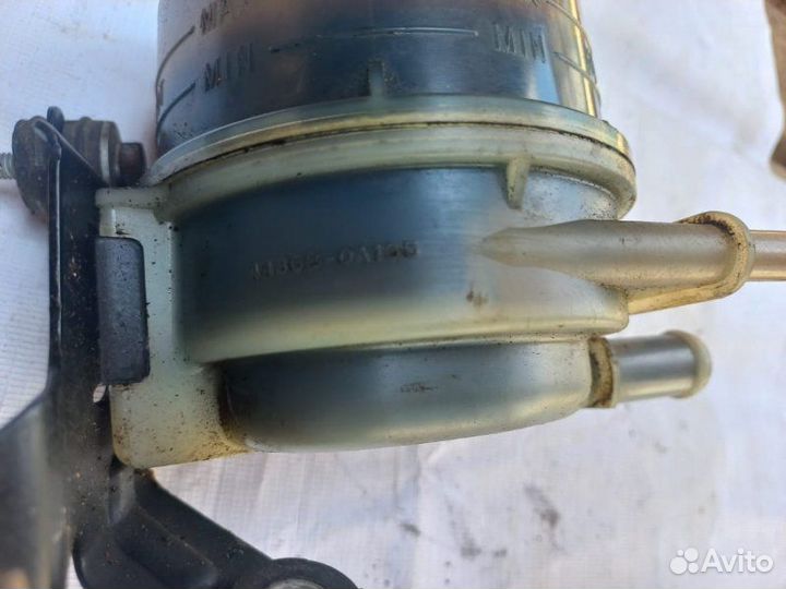 Бачок гидроусилителя руля Toyota Camry ACV40 2azfe