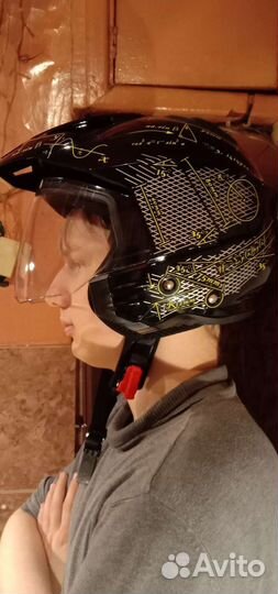 Мотошлем новый