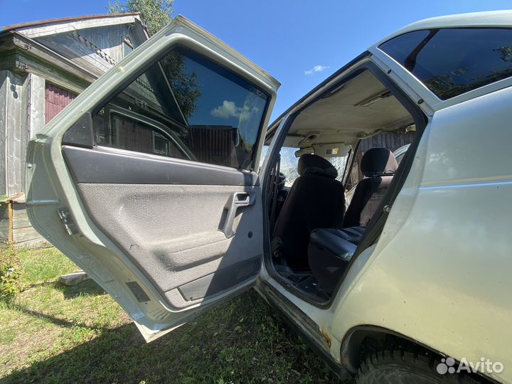 ВАЗ 2110 1.5 МТ, 2004, битый, 160 000 км