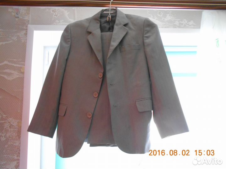 Пиджак плюс брюки