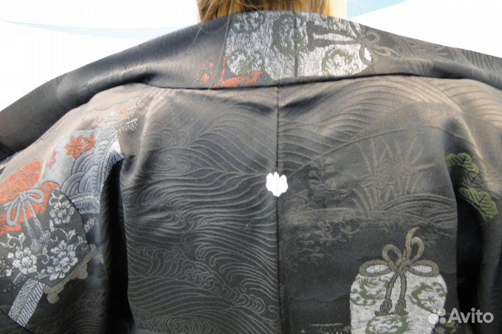 Шелковое японское кимоно ручной работы