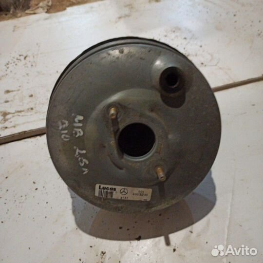 Вакуумный усилитель тормозов Mercedes W210