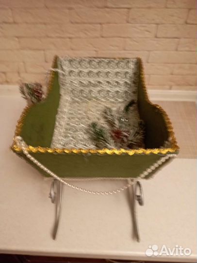 Декоративные новогодние сани б. у