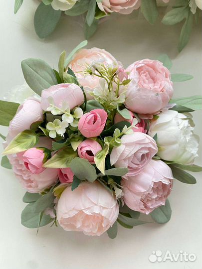 Свадебные украшения на машину