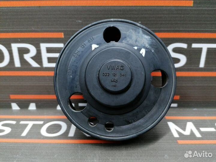 Шкив помпы Volkswagen Touareg 7L BHK 2007