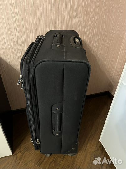 Чемодан samsonite