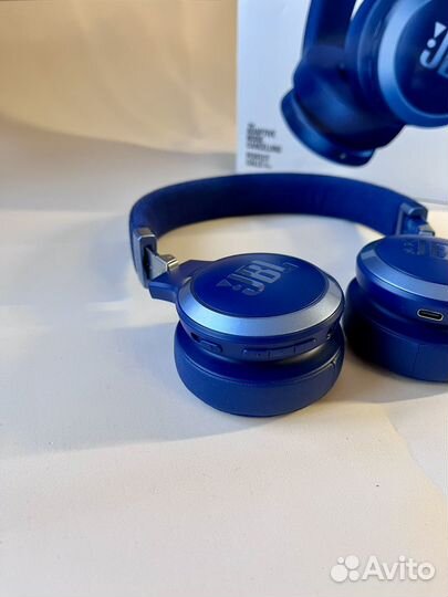 Беспроводные наушники JBL live 670 NC