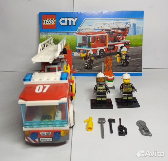 Lego City Лего 60107 Пожарный автомобиль с лестниц