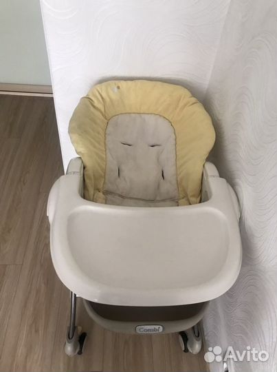 Японский стульчик Combi