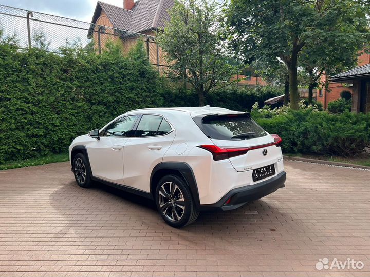 Lexus UX 2.0 CVT, 2022, 10 км