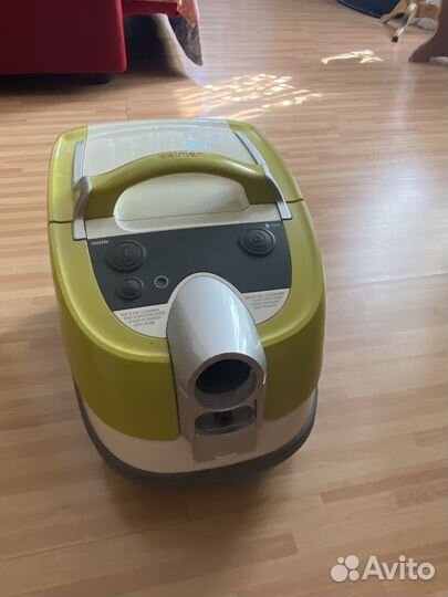 Моющий пылесос Zelmer Aquawelt plus ZVC 762 ZK