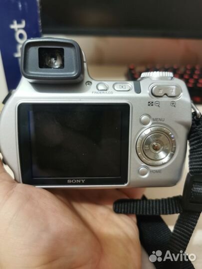 Sony Cyber-shot DSC-H7