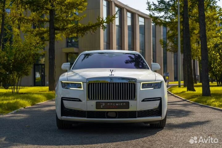 Аренда легендарного rolls royce ghost