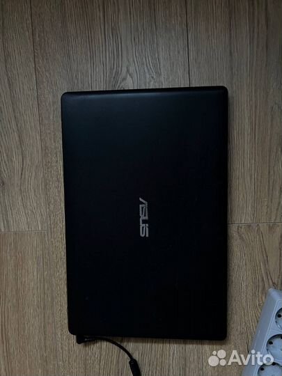 Ноутбук asus