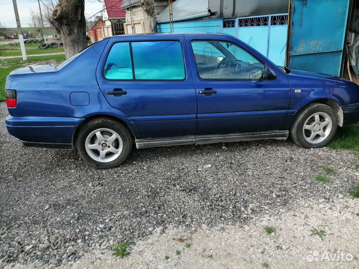 Volkswagen Vento 1.8 МТ, 1996, 159 305 км