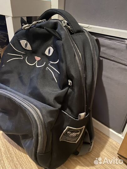 Рюкзак школьный