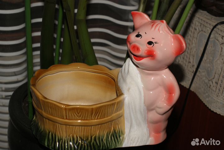 Новое кашпо для цветов с символом 2019 года