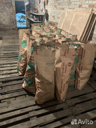 Уголь древесный в мешках 10 кг