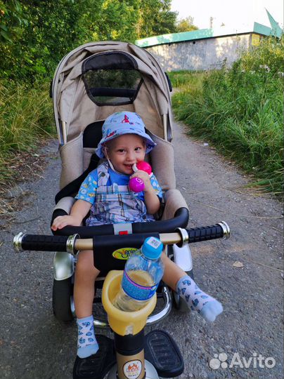 Трехколесный велосипед