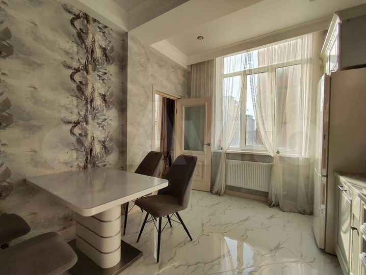 2-к. квартира, 60 м², 7/9 эт.