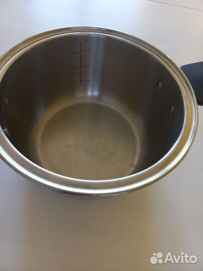 Кастрюля Tupperware 3.7 л