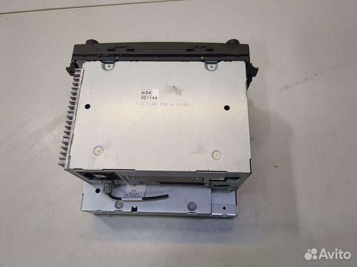 Магнитола Chrysler 300C, 2007