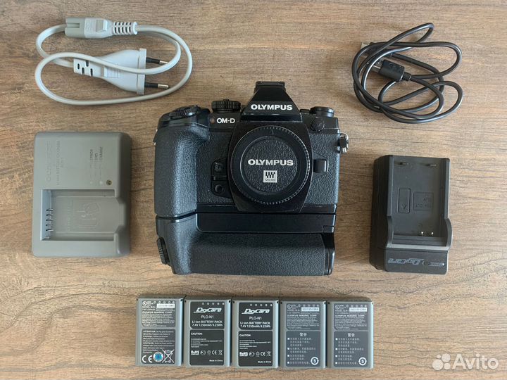 Olympus OM-D E-M1 body