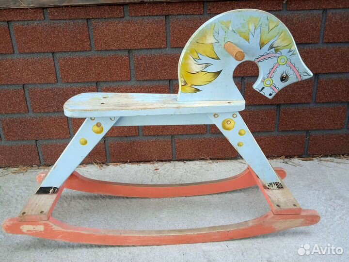 Лошадь качалка деревянная винтаж