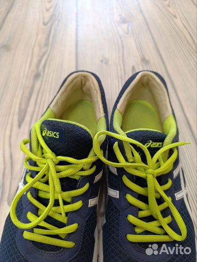 Кроссовки asics