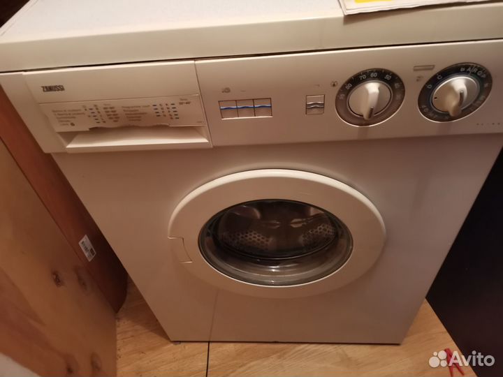 Стиральная машина zanussi