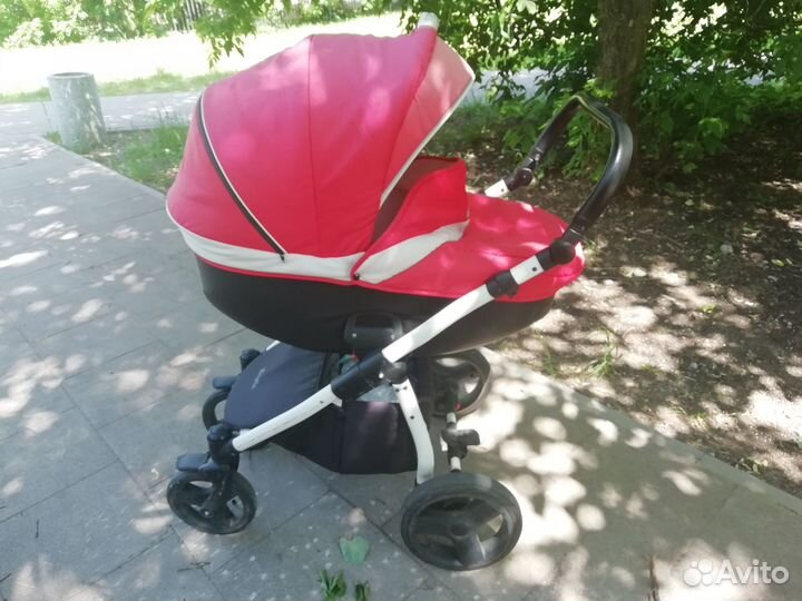 Продам детскую коляску 2 в 1