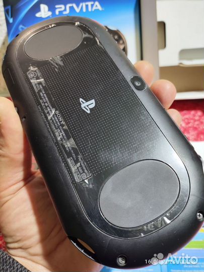 Psp Vita slim сн5585 32 Гб без царапин экран