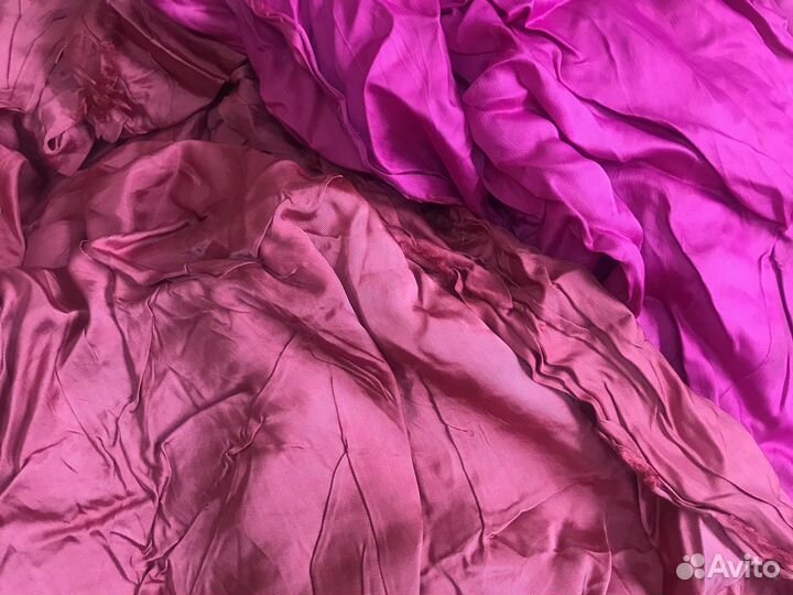 Остатки ткани отрезы шторы фон