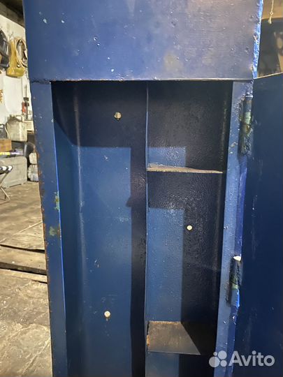 Продам сейф