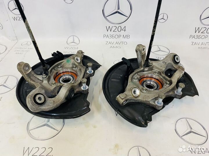 Кулак поворотный задний левый Mercedes W204 W212