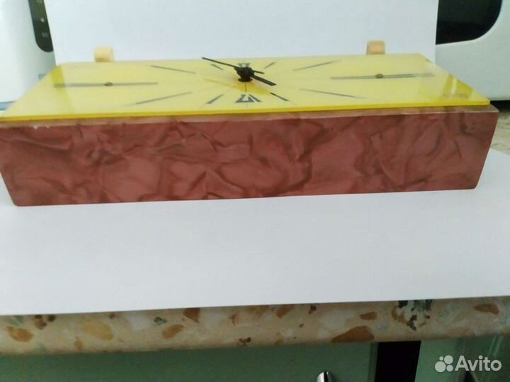 Часы настольные янтарь СССР