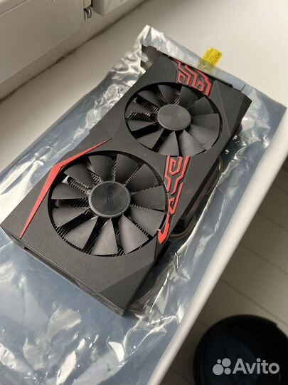 Видеокарта asus rx 570