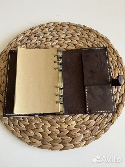 Блокнот ежедневник в кожаной обложке ручная работа