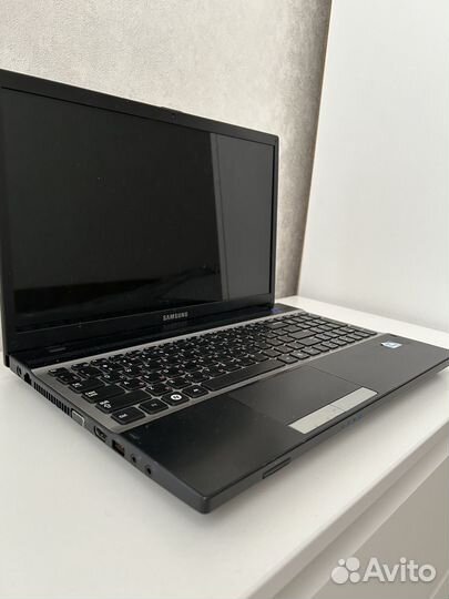 Ноутбук samsung