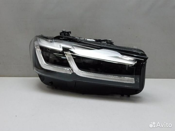 Фара правая BMW 5-Series/M5